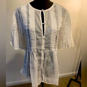 Banana Republic Sheer 100% linen pleated blouse